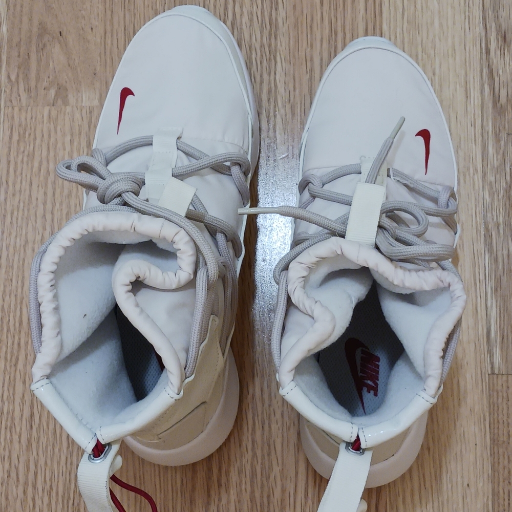 💎 HP 💎  Nike Tanjun High Rise Boots size 8 for Women - Picture 4 of 10